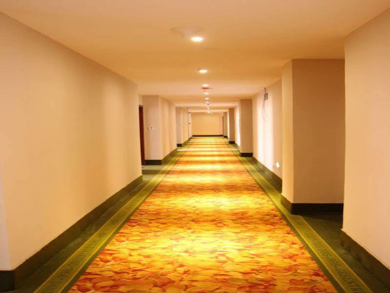 Greentree Inn Shandong Qingdao Development District Sdust Express Hotel Luaran gambar